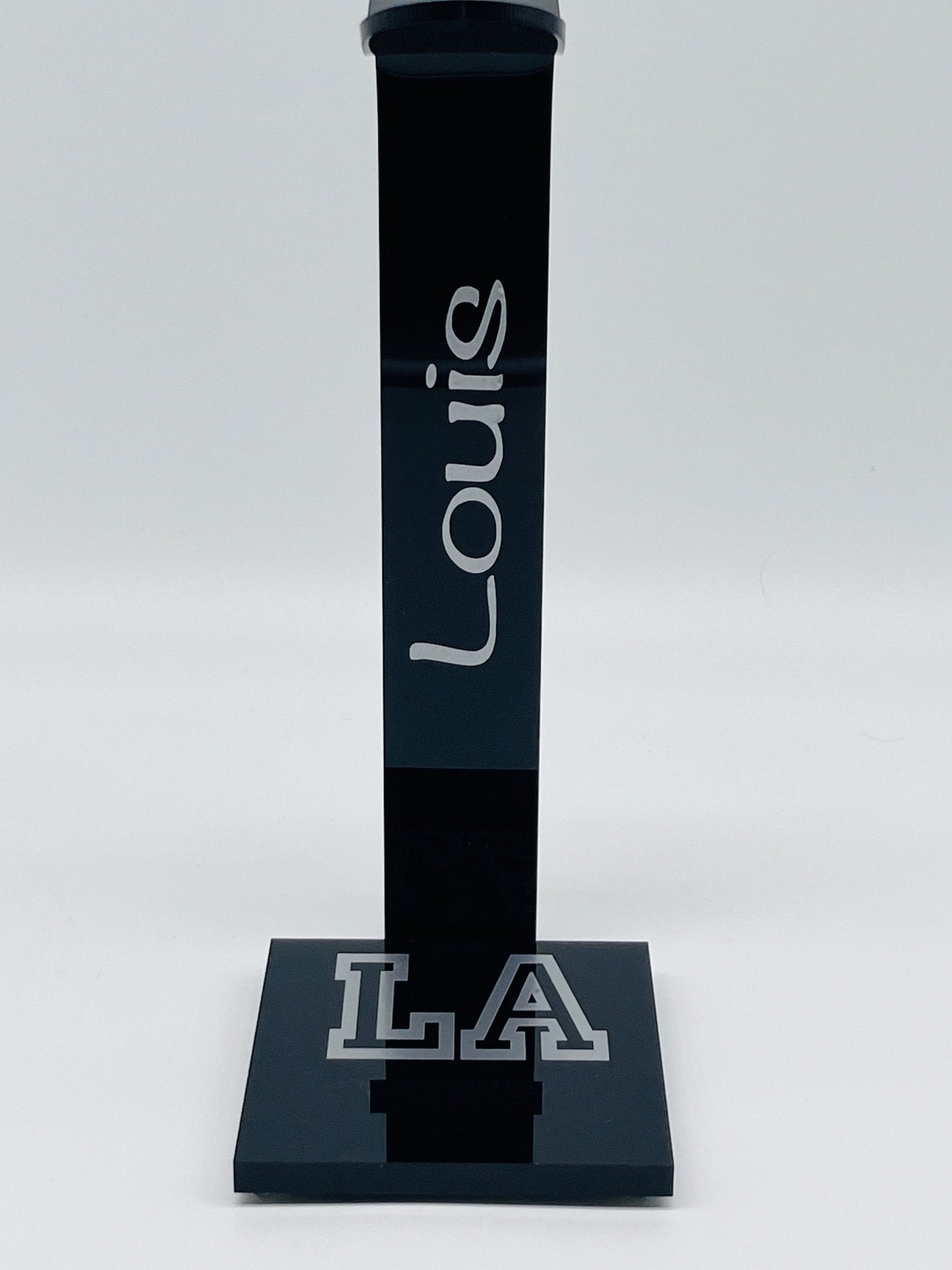 personalised  gaming stand - sweetassistant