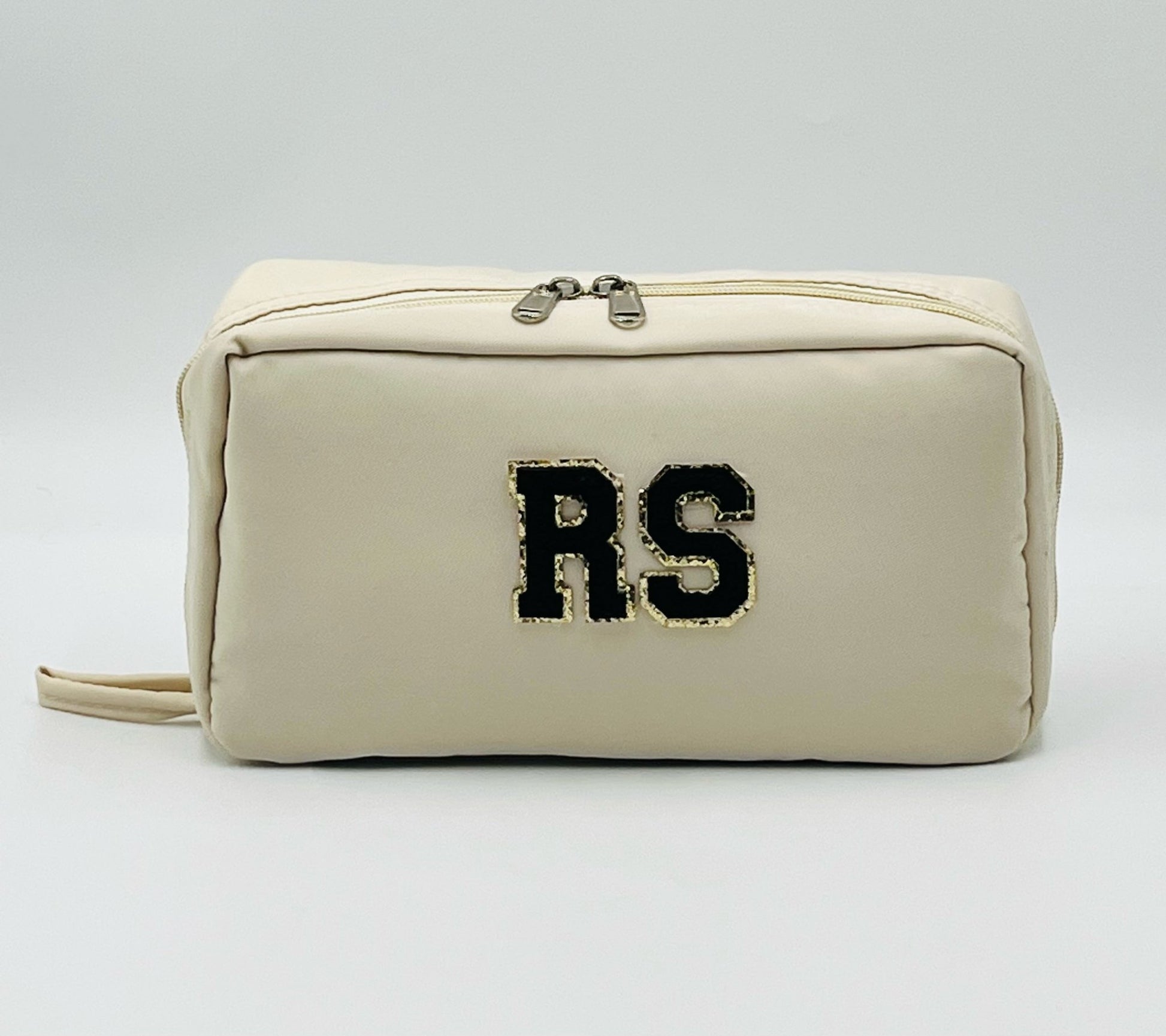 Personalised washbags - sweetassistant